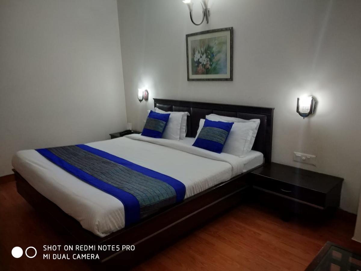 Hotel Elm Tree Amritsar Extérieur photo